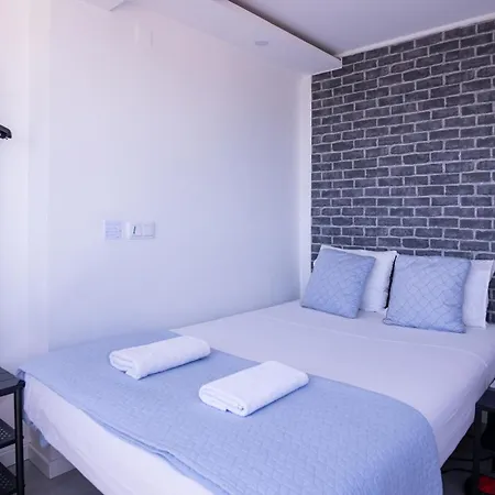 Appartement Ks Near The Airport Lissabon